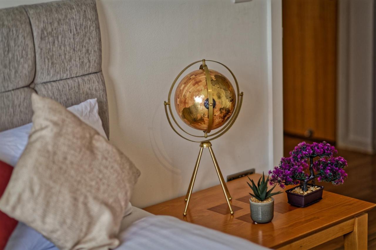 Sidemersey Livings- Convenient 1-Bedroom Flat With A View, Central Liverpool Extérieur photo