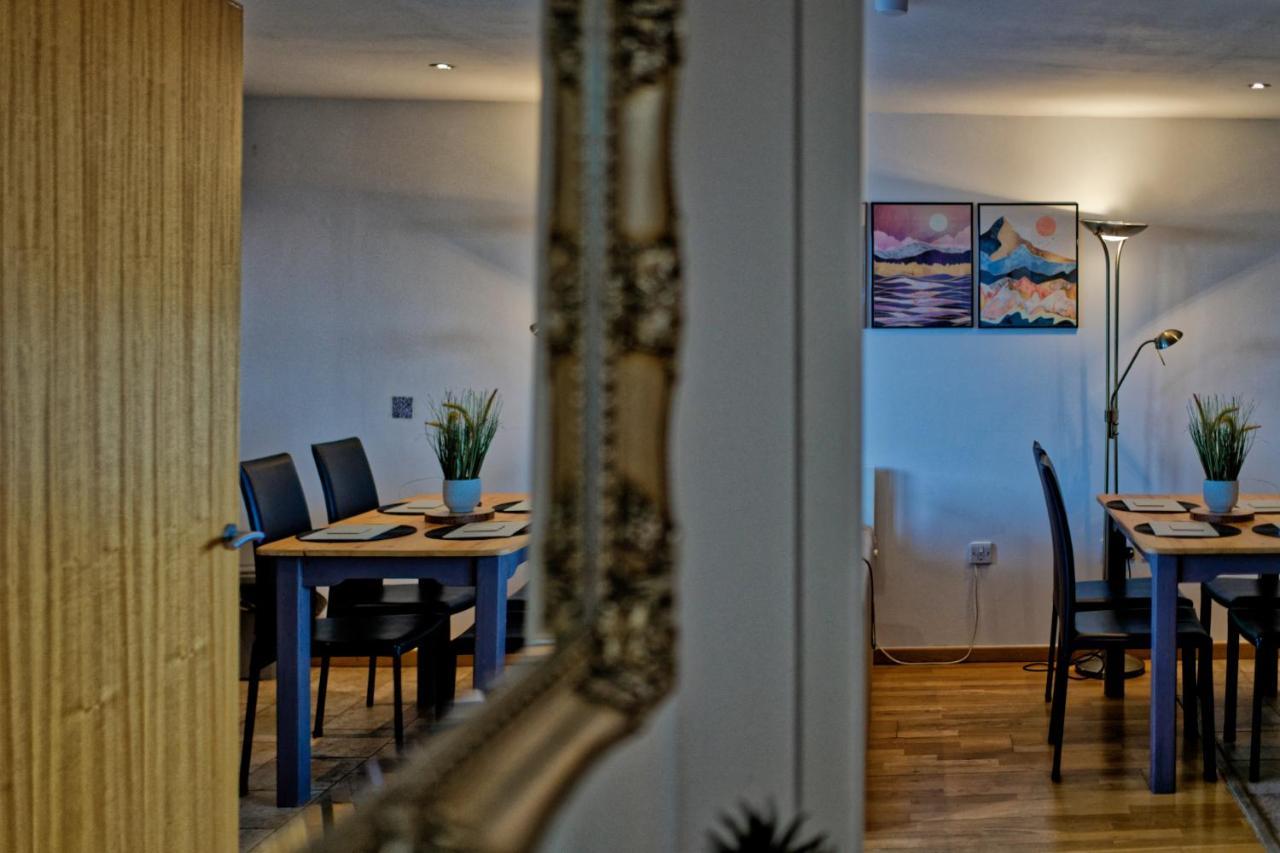 Sidemersey Livings- Convenient 1-Bedroom Flat With A View, Central Liverpool Extérieur photo