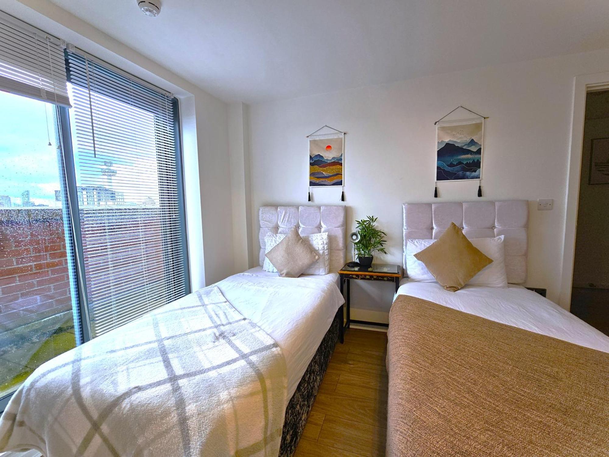 Sidemersey Livings- Convenient 1-Bedroom Flat With A View, Central Liverpool Extérieur photo